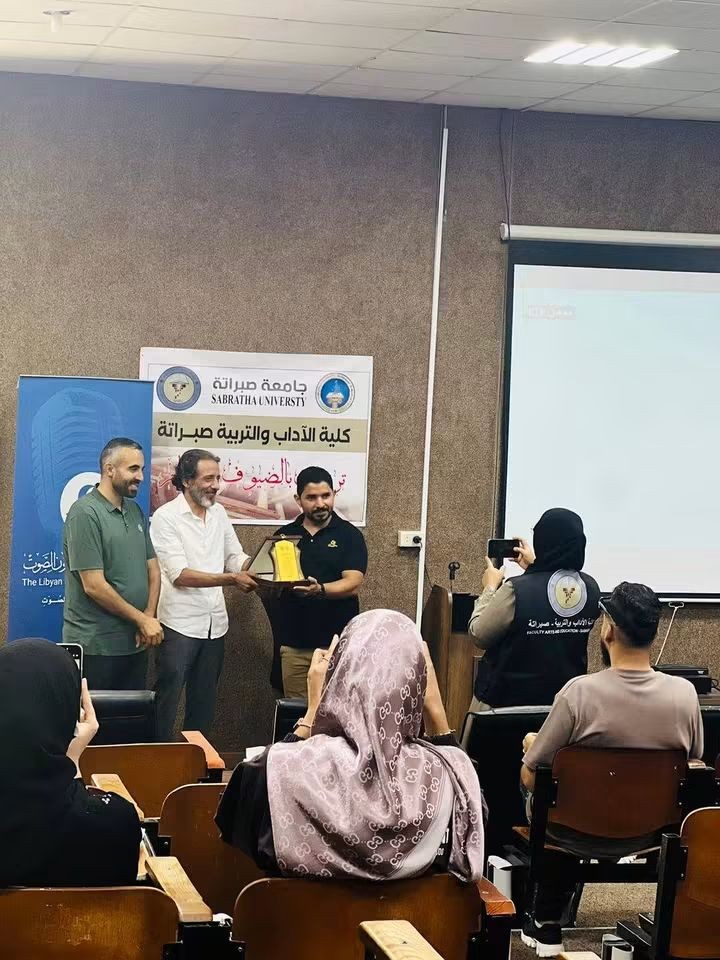 قسم الإعلام بصبراتة ينظم ورشة تدريبية حول صناعة البودكاست من الفكرة إلى الميكروفون